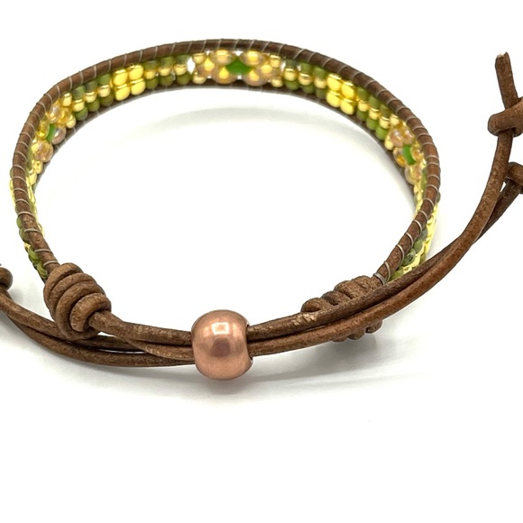 HAND CRAFTED Leather Wrap Bracelet with Gold and Green Unisex - Picture 4 of 5